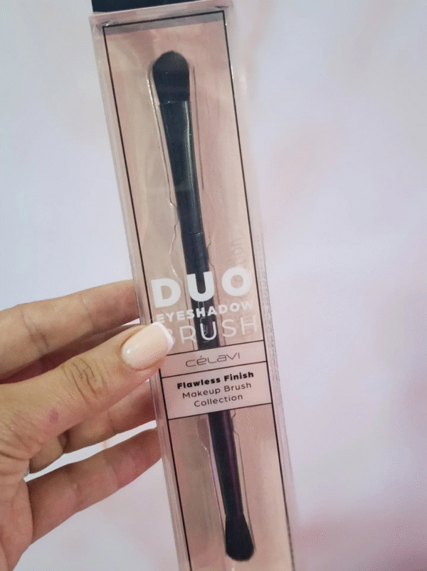 Célavi Duo Eyeshadow Brush- Flawless Finish Makeup Brush