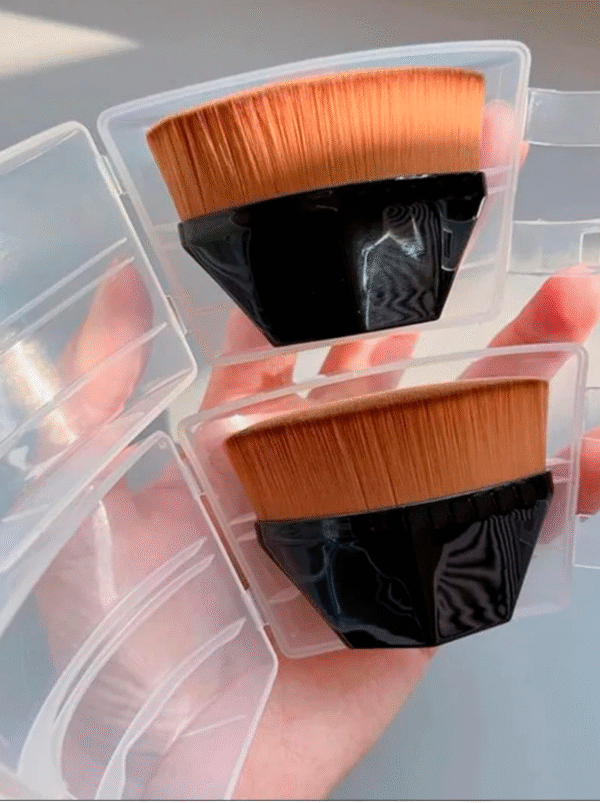 Brocha Mágica de Maquillaje